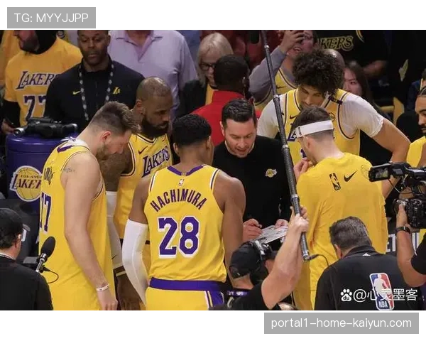 湖人主场惨败绿军22分 球队稳定性问题再度暴露